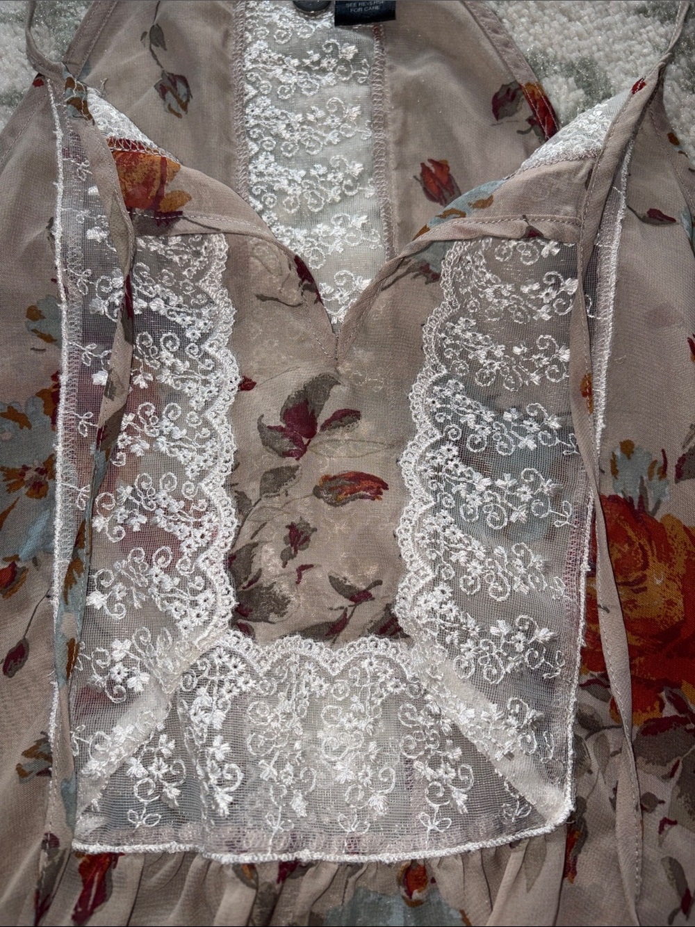 BKE Beige Floral Lace-Trim Halter Camisole - Picture 4 of 5